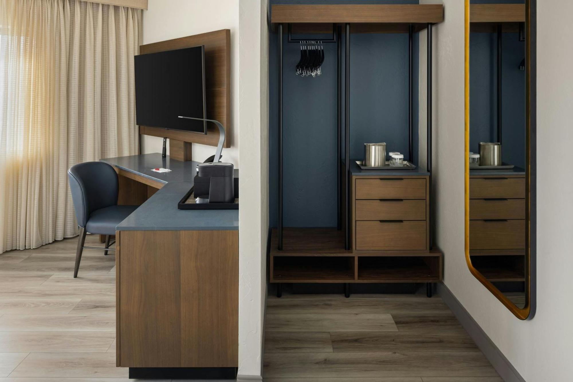 Oshkosh Marriott Waterfront Hotel & Convention Center Ngoại thất bức ảnh
