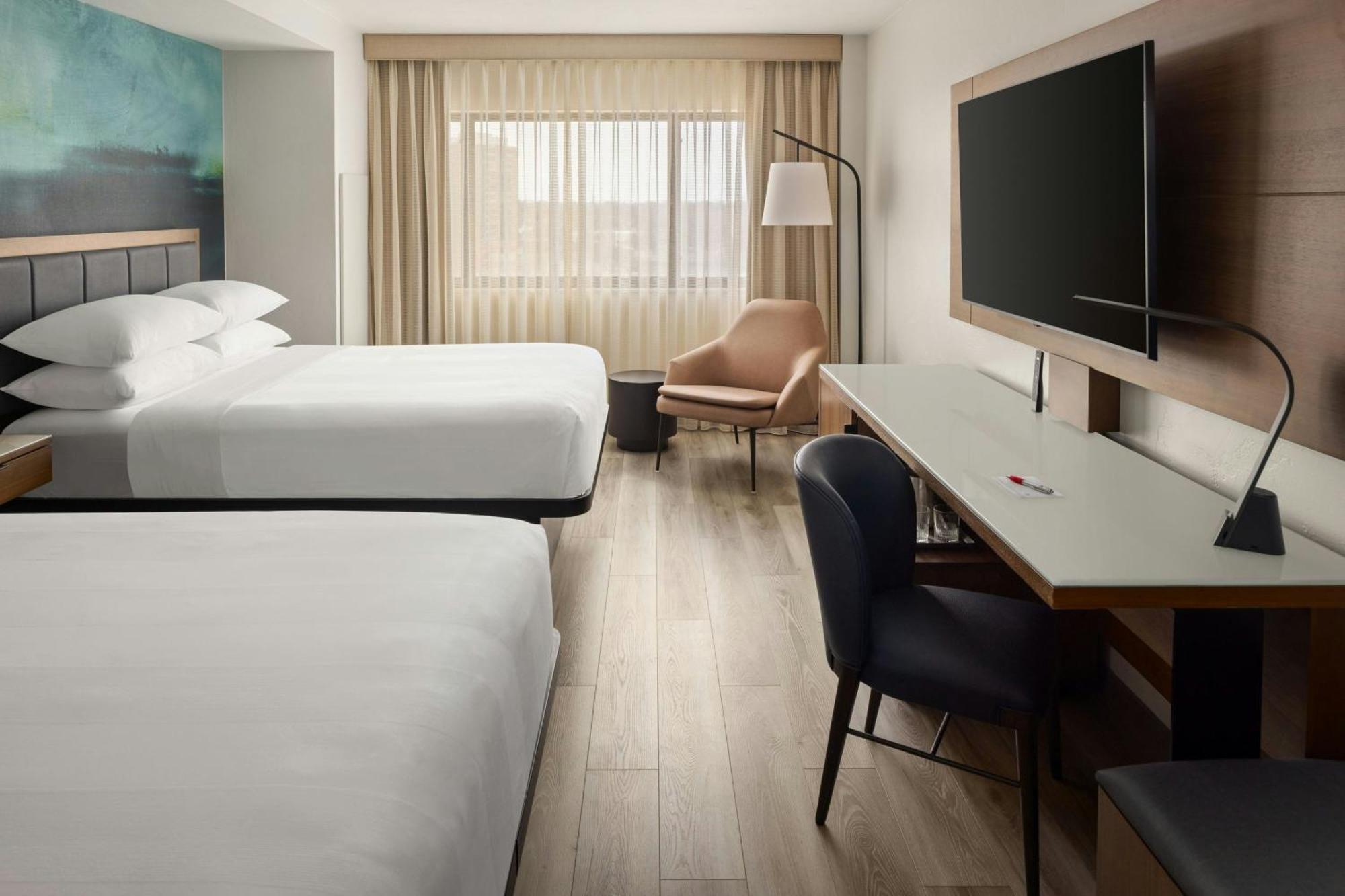 Oshkosh Marriott Waterfront Hotel & Convention Center Ngoại thất bức ảnh